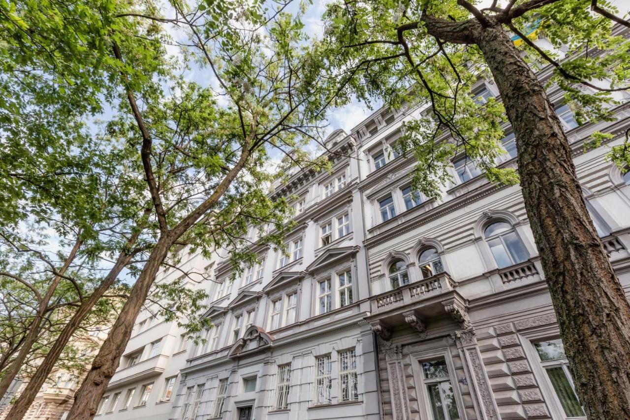 Turnkey I National Museum Apartments Прага Екстериор снимка